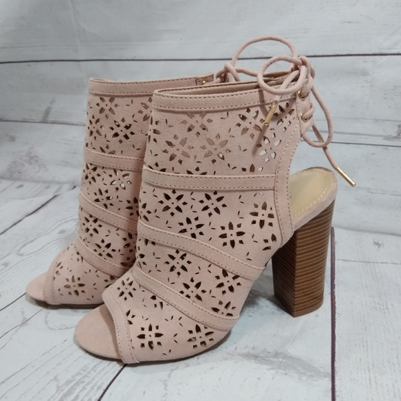 JustFab Shoes - JustFab flower power block heel shoes open toe